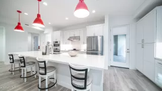 Photo #4: 6969528 Listing 