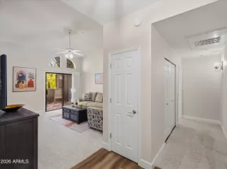 Photo #4: 6969972 Listing