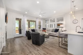 Photo #6: 6970003 Listing 