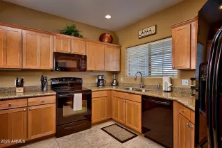 Photo #5: 6970021 Listing 