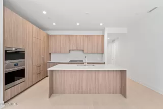 Photo #4: 6970041 Listing 