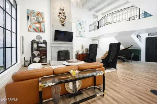 Photo #3: 6970167 Listing 