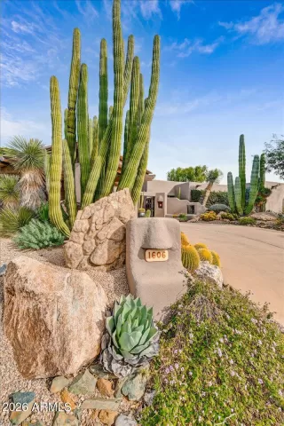 Photo #1: 6970191 Listing 