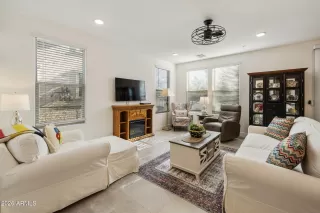 Photo #4: 6970269 Listing 