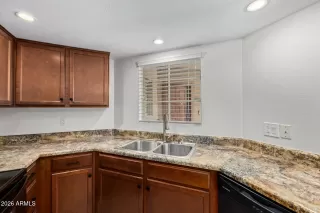 Photo #4: 6970305 Listing 