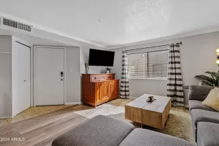 Photo #3: 6970351 Listing 