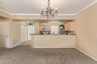 Photo #4: 6970367 Listing 