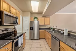 Photo #5: 6970367 Listing 