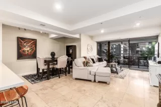 Photo #5: 6970488 Listing 