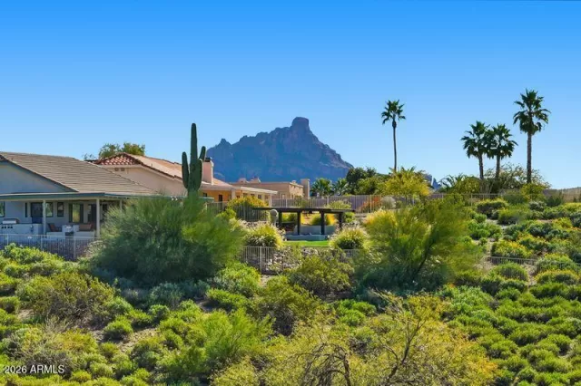 MLS: 6970525 Condo For Sale