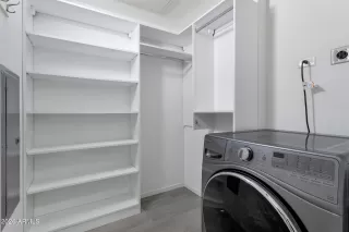 Photo #5: 6970551 Listing