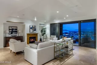 Photo #1: 6970666 Listing 