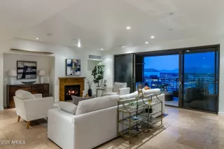 Photo #2: 6970666 Listing 