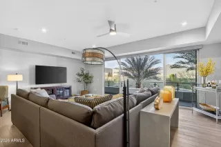 Photo #4: 6970721 Listing 