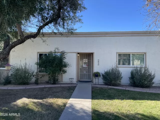 MLS: 6970755 Condo For Sale