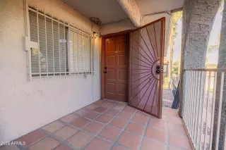 Photo #4: 6971118 Listing