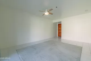 Photo #5: 6971118 Listing