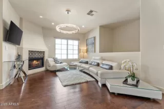 Photo #6: 6971164 Listing 