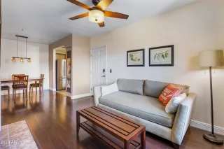 Photo #5: 6971385 Listing 