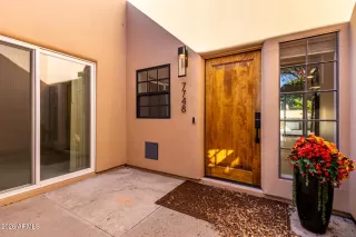 Photo #5: 6971392 Listing