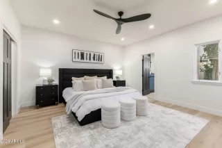 Photo #4: 6971437 Listing 