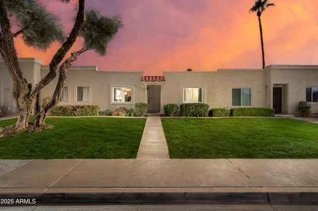 MLS: 6971561 Condo For Sale