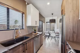 Photo #6: 6971702 Listing 