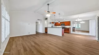 Photo #5: 6971719 Listing 