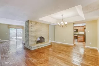 Photo #2: 6971749 Listing 