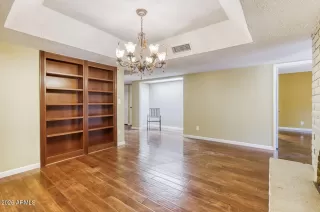 Photo #3: 6971749 Listing 