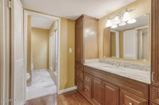 Photo #5: 6971749 Listing 