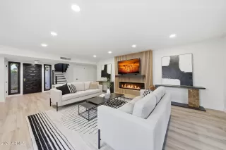 Photo #5: 6972194 Listing 