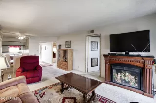 Photo #6: 6972403 Listing