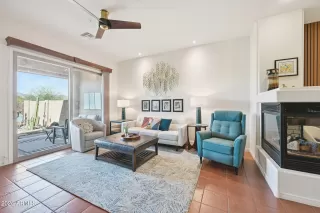 Photo #6: 6972417 Listing