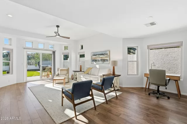 MLS: 6972599 Condo For Sale