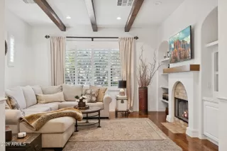 Photo #1: 6972617 Listing