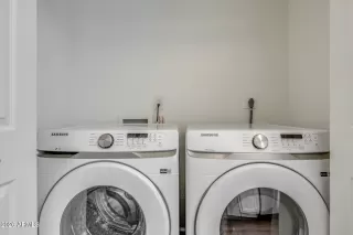 Photo #3: 6972675 Listing