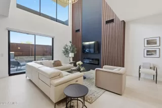 Photo #5: 6972733 Listing 