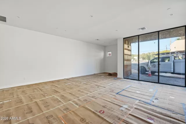 MLS: 6972739 Condo For Sale