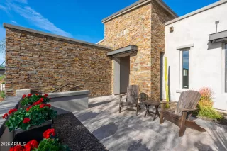 Photo #3: 6972782 Listing