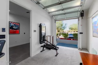 Photo #5: 6972856 Listing 