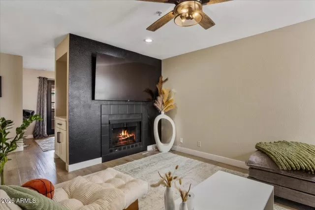 MLS: 6973012 Condo For Sale