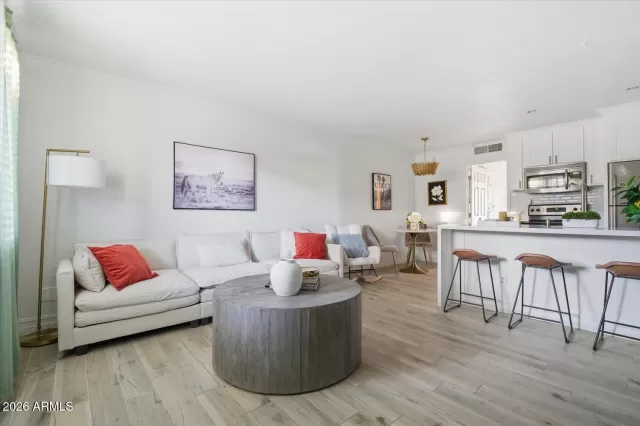 MLS: 6973220 Condo For Sale