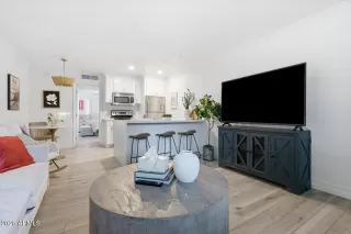 Photo #1: 6973220 Listing 