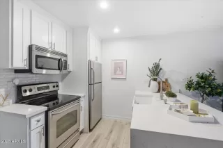 Photo #4: 6973220 Listing 