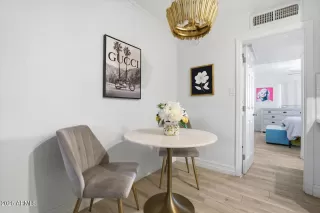 Photo #6: 6973220 Listing 