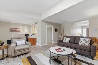 Photo #2: 6973259 Listing