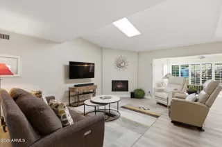 Photo #3: 6973259 Listing