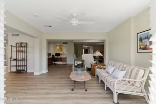 Photo #5: 6973259 Listing