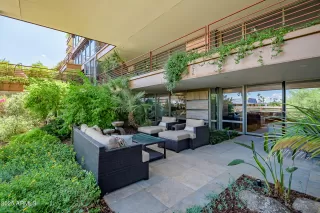 Photo #4: 6973332 Listing